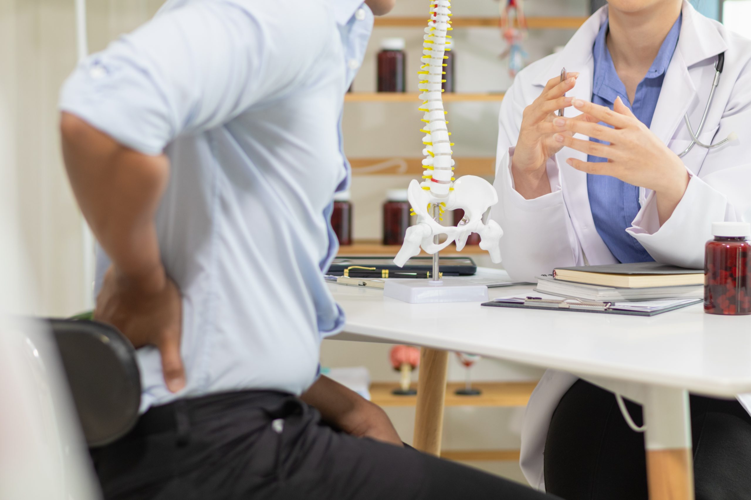 Who Is a Candidate for Manipulation Under Anesthesia? Banner